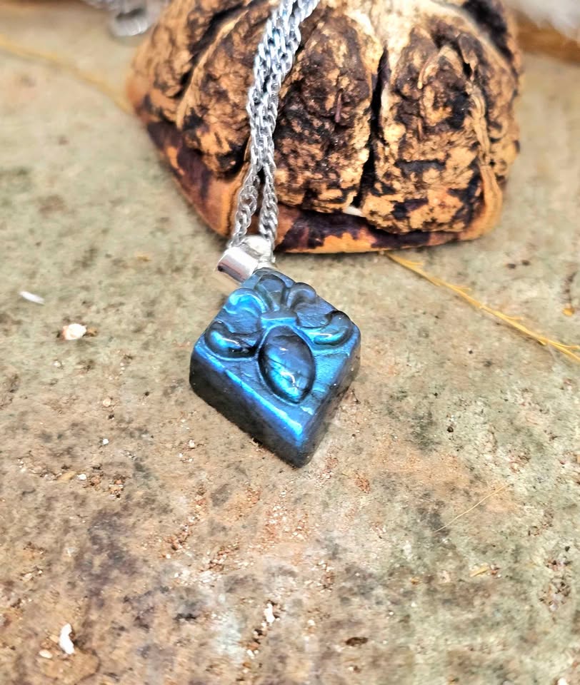 Labradorite carved fleur-de-lis symbol tile pendant necklace side view — My Aura Gemstones