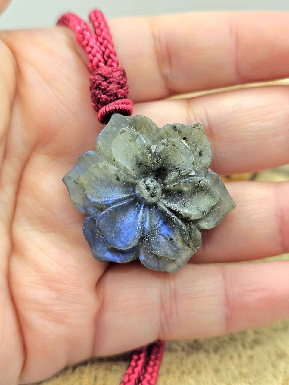Nature Labradorite Carved Flower Hand Braided Pendant Necklace