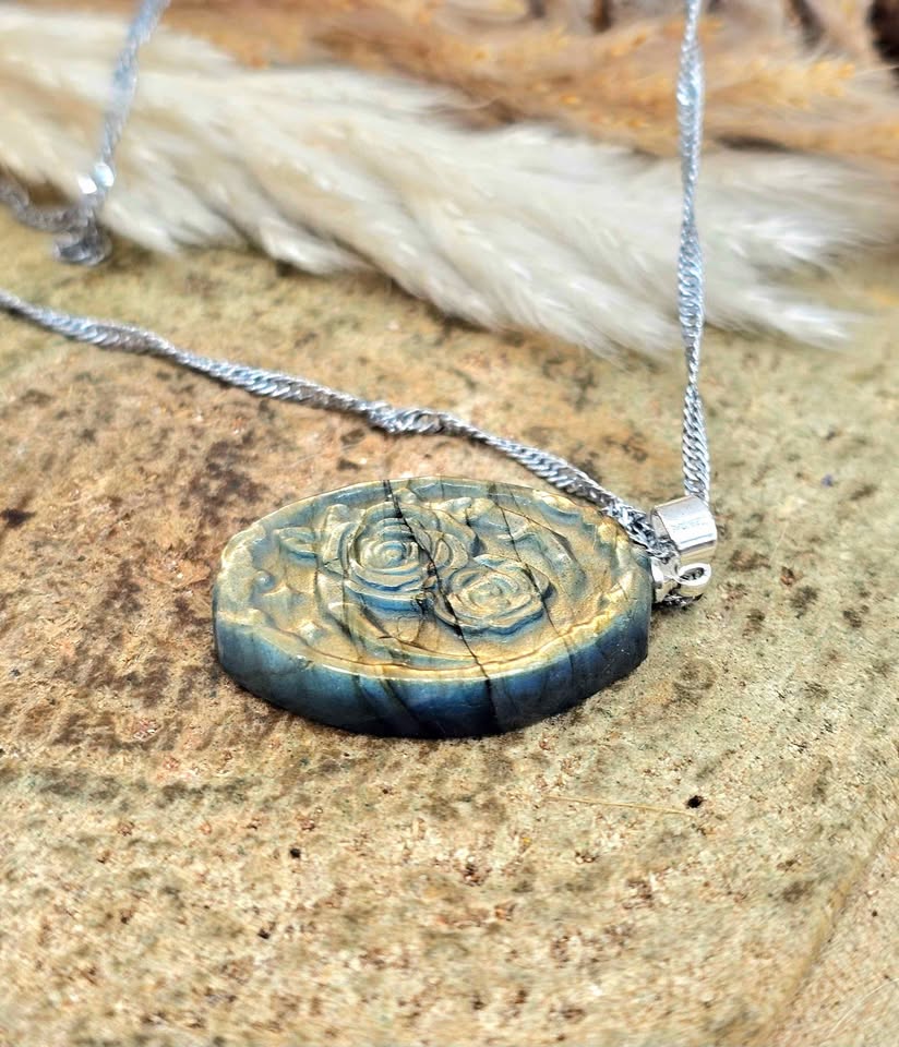 Natural Labradorite Carved Roses and Moon Pendant Necklace