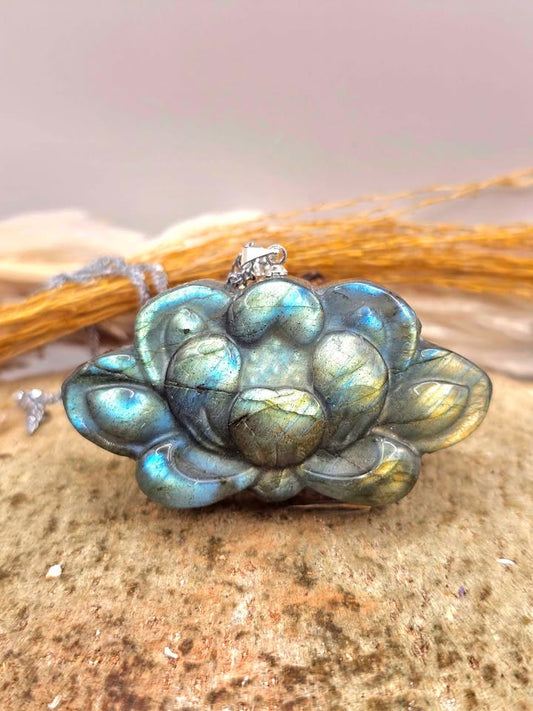 Nature Labradorite Carved Lotus Pendant Necklace