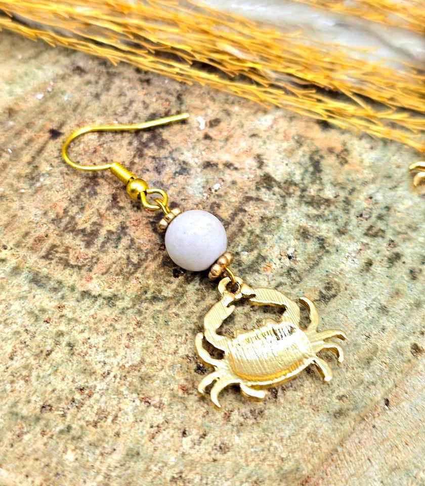 Alashan agate pink crab dangle earrings color detail — My Aura Gemstones
