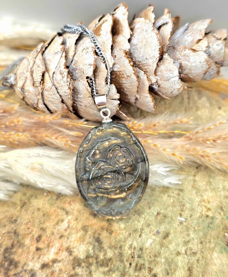 Natural Labradorite Carved Roses and Moon Pendant Necklace