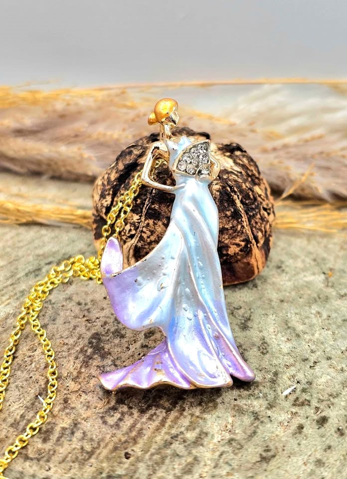 Elegant Lady Brooch Pendant Necklace