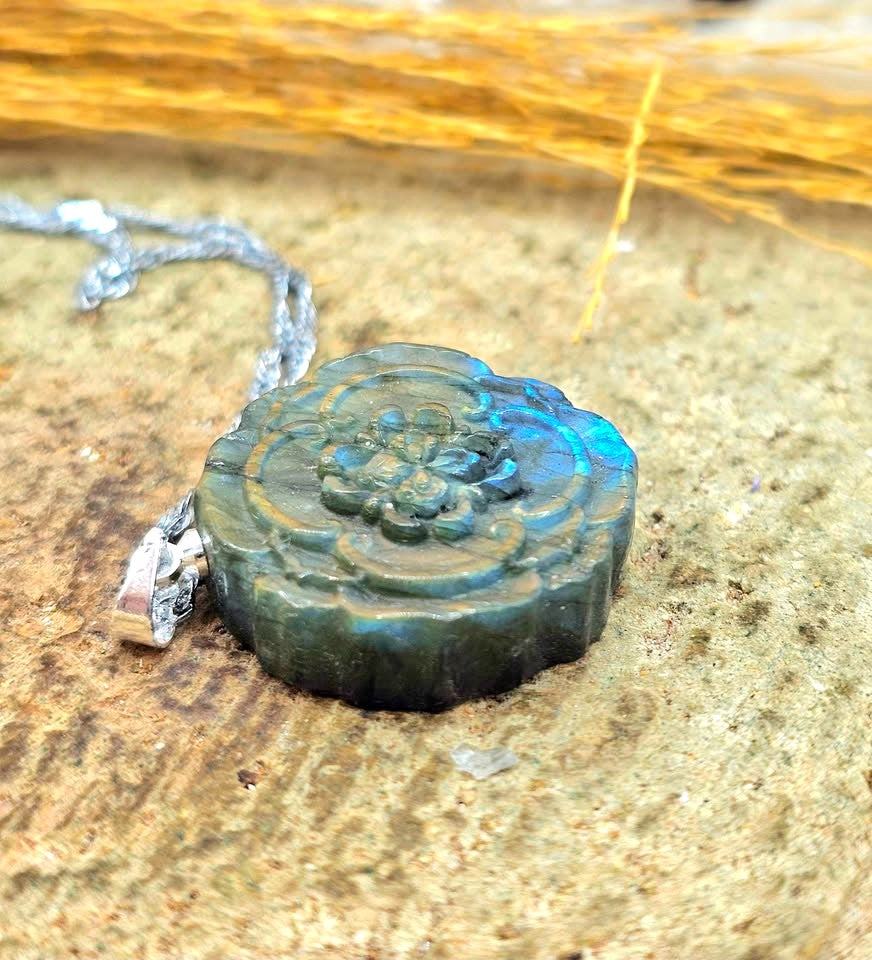 Natural labradorite flashy floral pendant necklace back view — My Aura Gemstones
