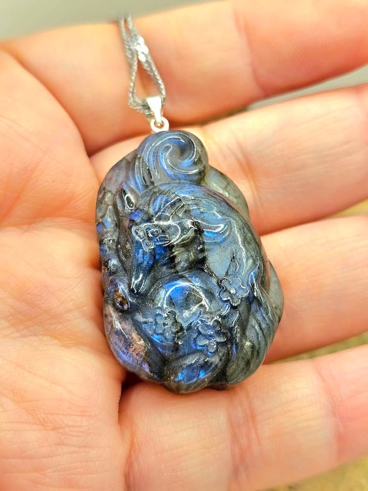 Labradorite carved sleeping nine tails fox pendant necklace close-up — My Aura Gemstones