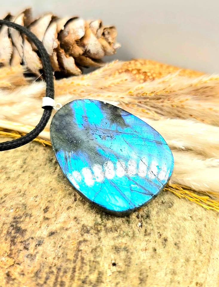 Natural labradorite hand-carved flying dragon crystal pendant necklace — My Aura Gemstones