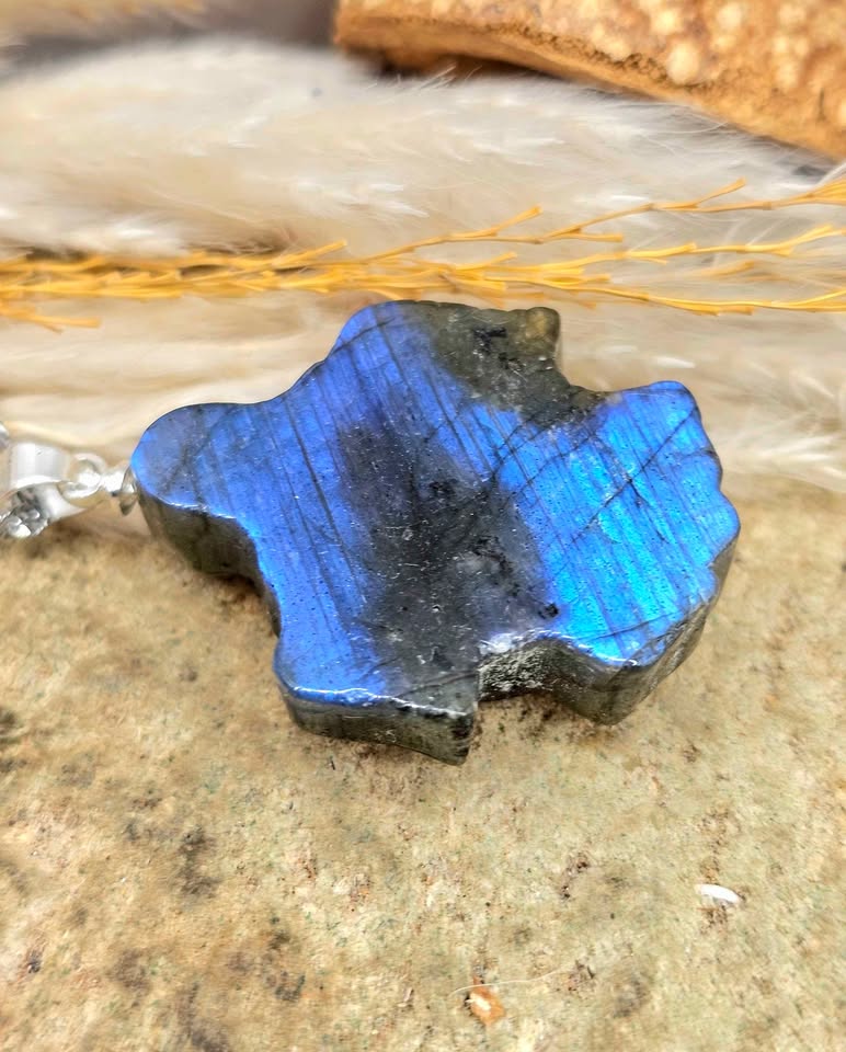 Labradorite carved sea turtle pendant necklace iridescent flash — My Aura Gemstones