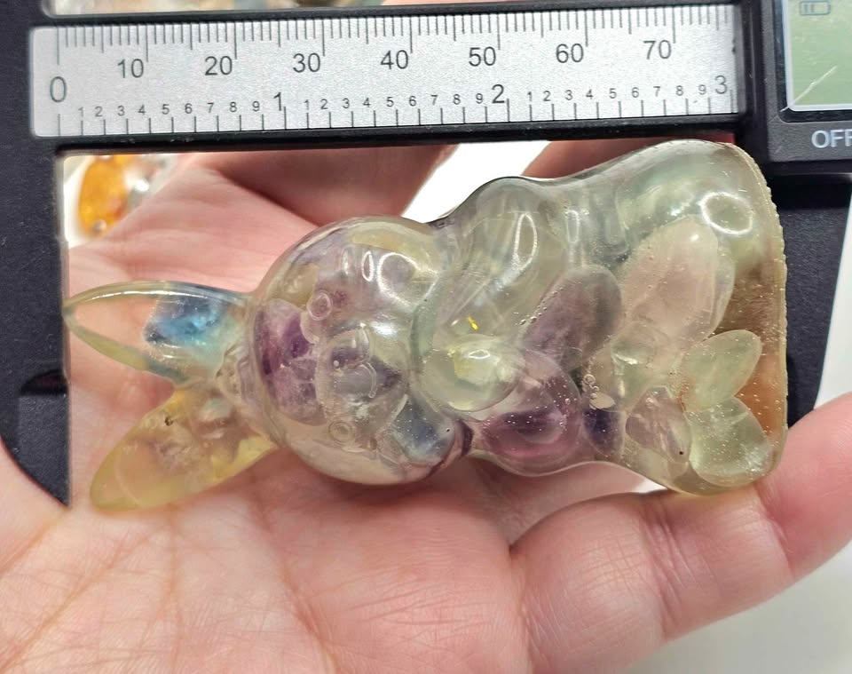 Natural Fluorite Crystal chips blessing rabbit crystal decor figure gift  — My Aura Gemstones