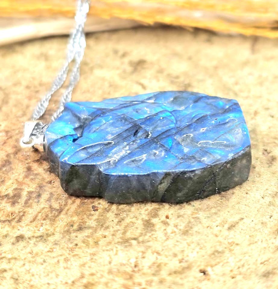 Labradorite carved sitting nine tails fox pendant necklace close-up detail — My Aura Gemstones