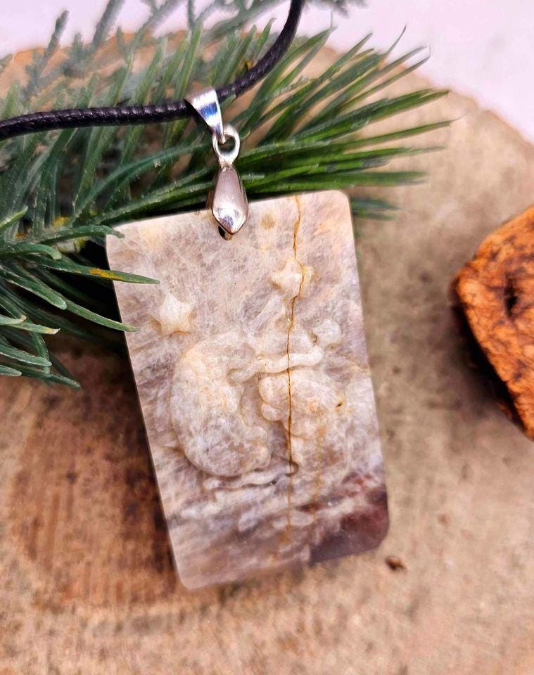 Nature Cream Moonstone Carved Pisces Pendant Necklace