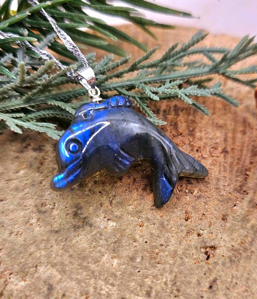 Nature Labradorite Carved Flashy Cute Dolphin Pendant Necklace
