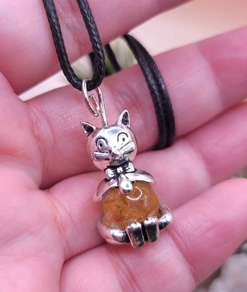 Unique Nature Rutilated Sphere Funny Cat Pendant Necklace