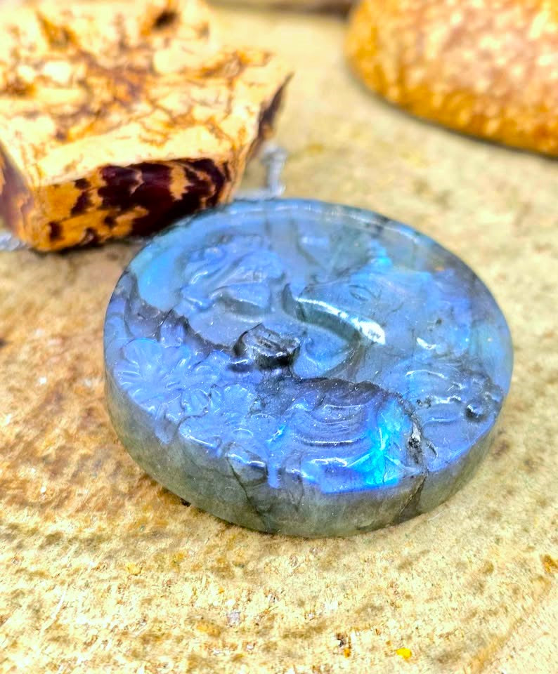 Natural labradorite unicorn and flowers pendant necklace — My Aura Gemstones