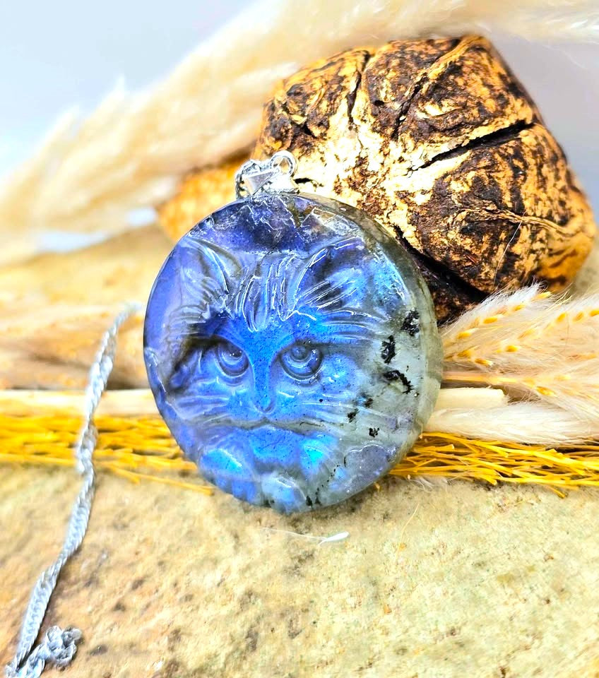 Moonstone cat face pendant alternate angle — My Aura Gemstones