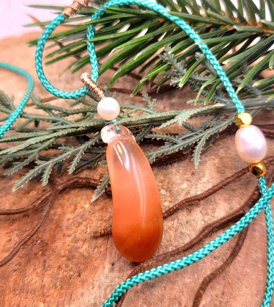 Beautiful Nature Red Rutilated Crystal Hand Carved Pepper Pearl Accent Adjustable Necklace