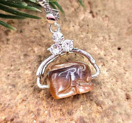 Nature Black Sunstone Hand Carved Flashy Rabbit Pendant Necklace