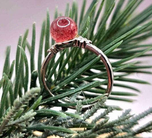 Beautiful Nature Strawberry Quartz Adjustable Ring