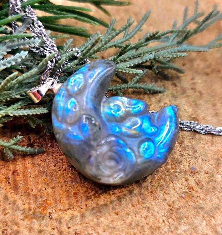Nature Labradorite Flashy Sleeping Rabbit On Blossom Moon Pendant Necklace