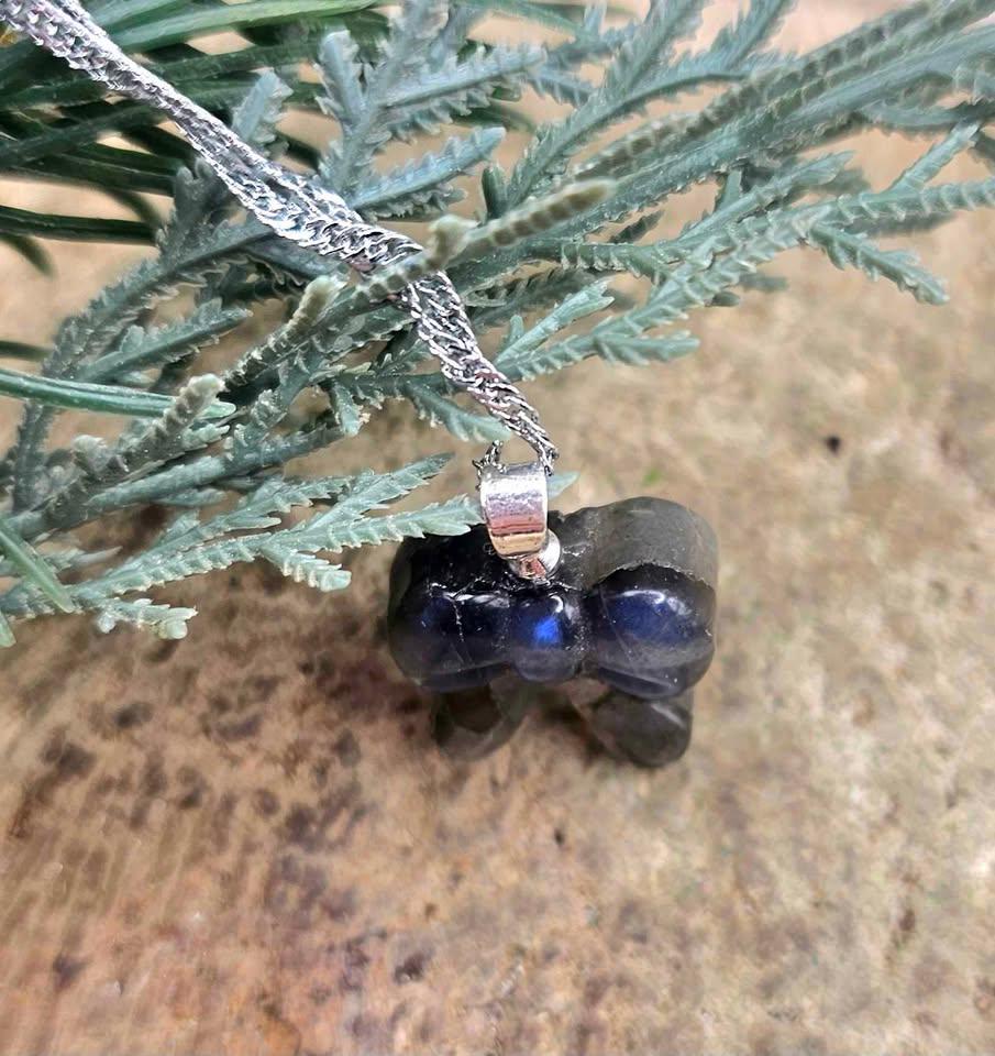 Nature Labradorite Flashy Cute Ribbon Pendant Necklace