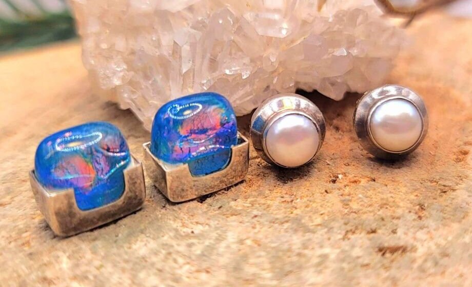 Beautiful 2 pairs Of Blue Aura Glass Tile & Pearl Sterling Silver Ear Studs