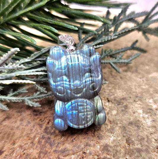 Nature Labradorite Carved Flashy Dragon Baby Blessing Coin Pendant Necklace