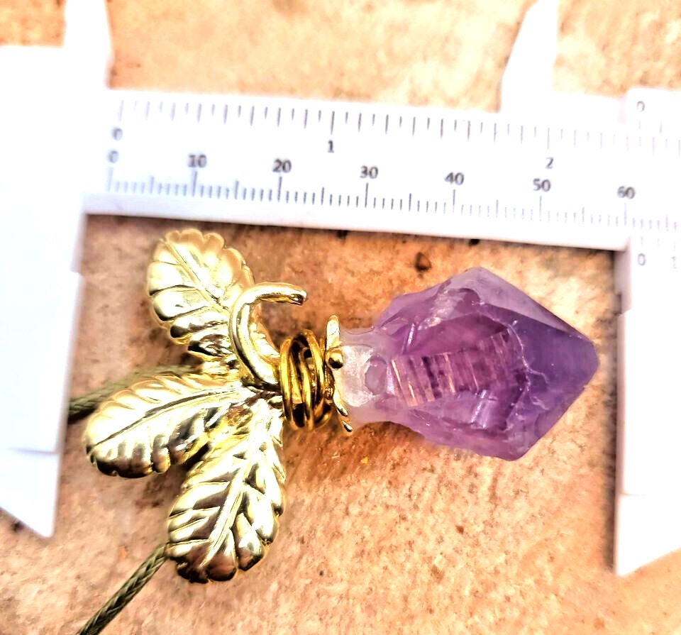 Unique Nature Amethyst Crystal Point Gold Metal Leaf & Stem Big Carrot Necklace