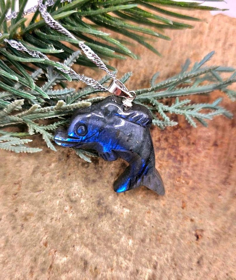 Nature Labradorite Carved Flashy Cute Dolphin Pendant Necklace