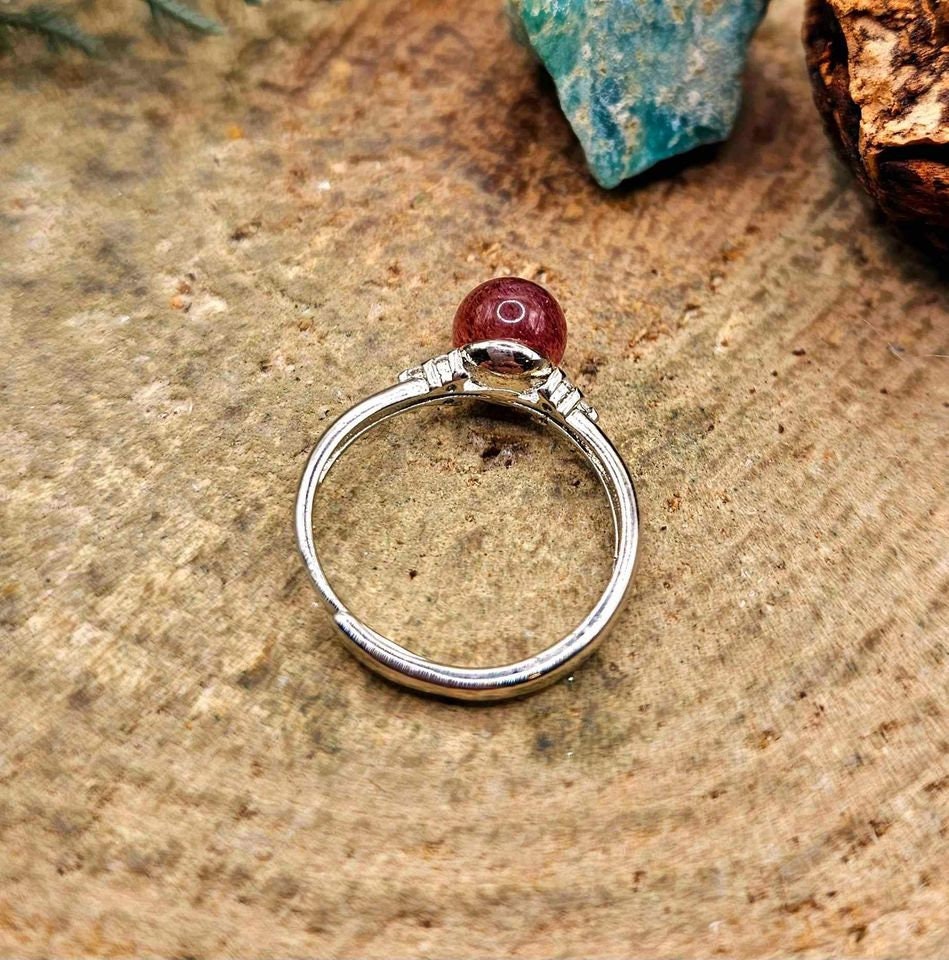 Beautiful Nature Strawberry Quartz Adjustable Ring