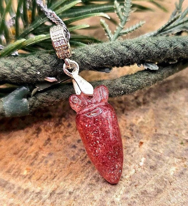 Strawberry quartz carrot pendant detail, part of the Rainbow Rabbit Trio - My Aura Gemstones