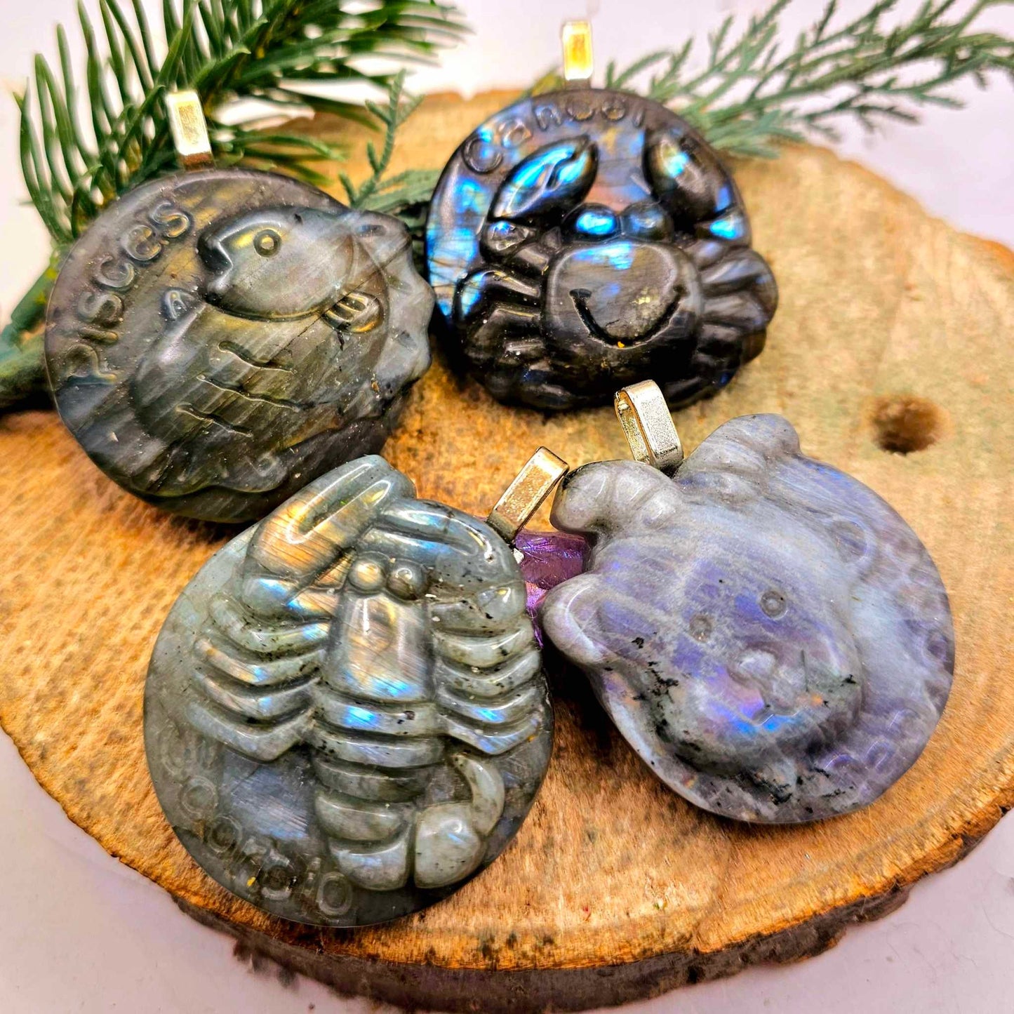Nature Labradorite Flashy Carved Horoscope Big Round Pendant Necklace