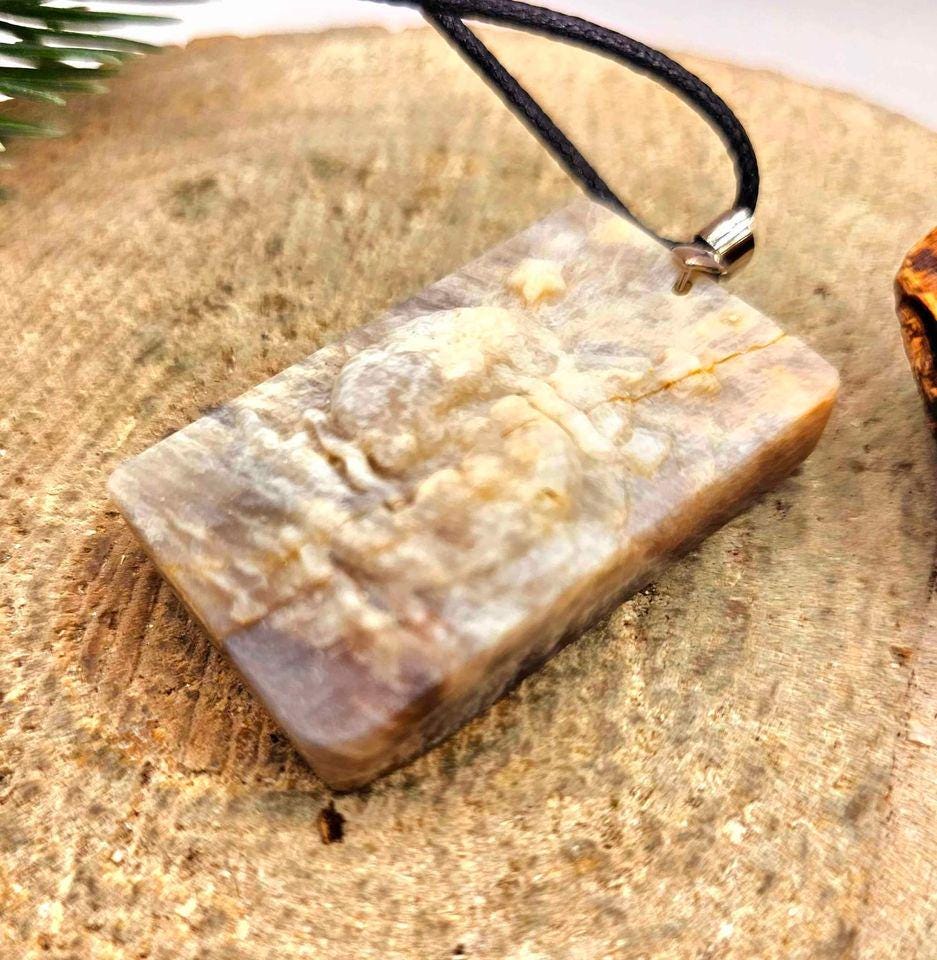 Nature Cream Moonstone Carved Pisces Pendant Necklace