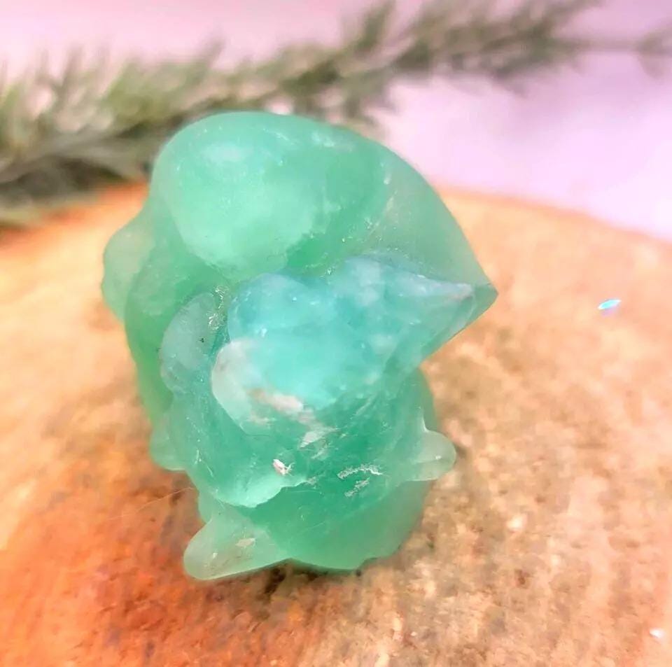 Cheerful Nature Fluorite Hand Carved Big Cheek Rabbit Figure