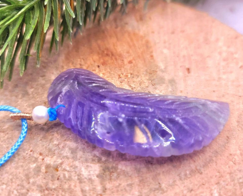 Beautiful Nature Fluorite Carved Purple leaf 2.2" Pendant Necklace