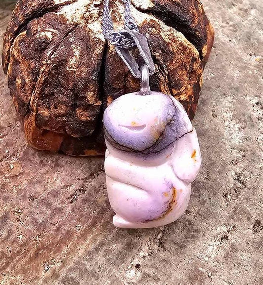 Hand-carved Alashan agate standing rabbit pendant — My Aura Gemstones