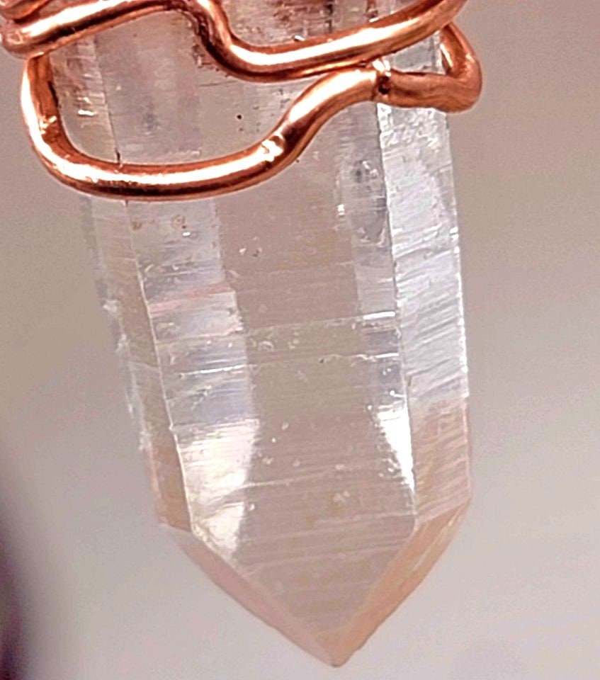 Beautiful Nature Tibet Himalayan Lemurian Crystal Point Pendant Necklace