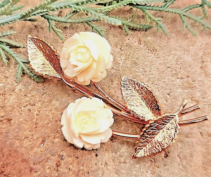 14K Gold Filled AMCO Floral Leaf Rose Brooch & Screw Back Earring