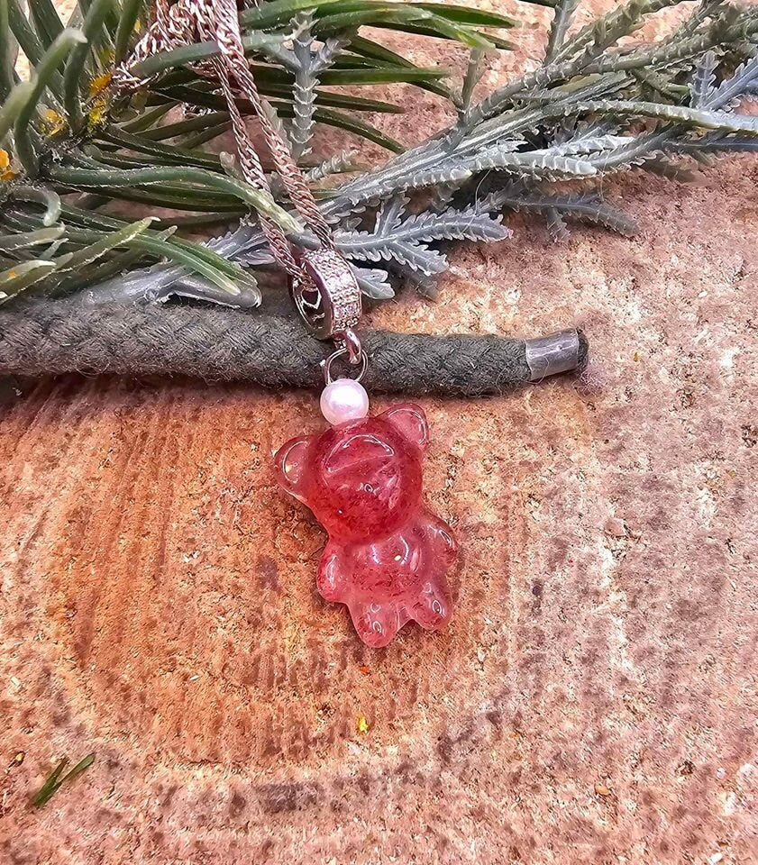 Adorable Nature Strawberry Quartz Hand Caved Bear Pendant Necklace