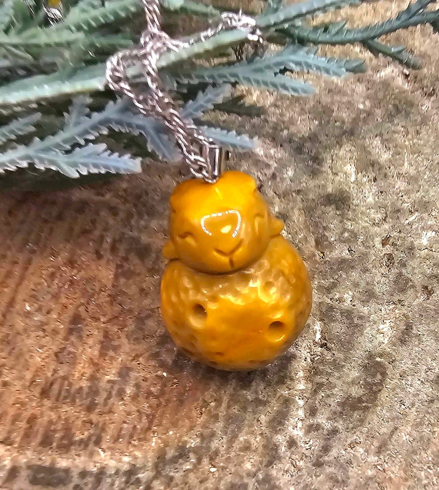 Nature Alashan Agate Cute Animals Pendant Necklace
