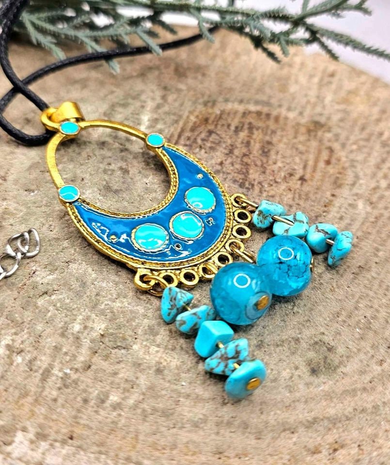 2pcs Turquoise Howlite Pendant And Chunky Cuff Bracelet Set