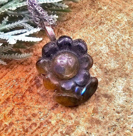 Adorable Nature Labradorite Happy Sunflower Pendant Necklace