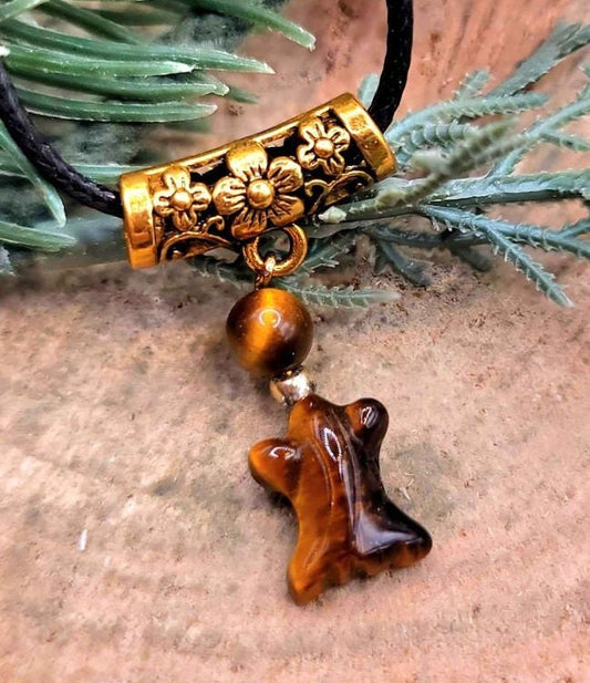 Cute Nature Tiger Eye Hand Carved Gold Fish & Round Bead Pendant Necklace