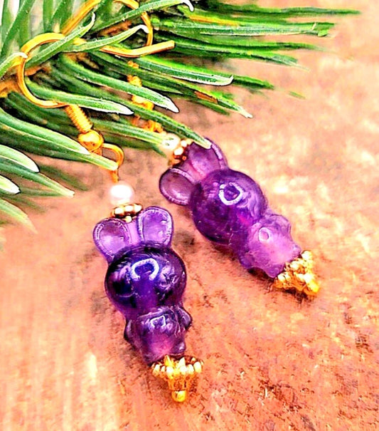 Adorable Nature High Quality Amethyst Hand Carved Sleepy Rabbit Earring