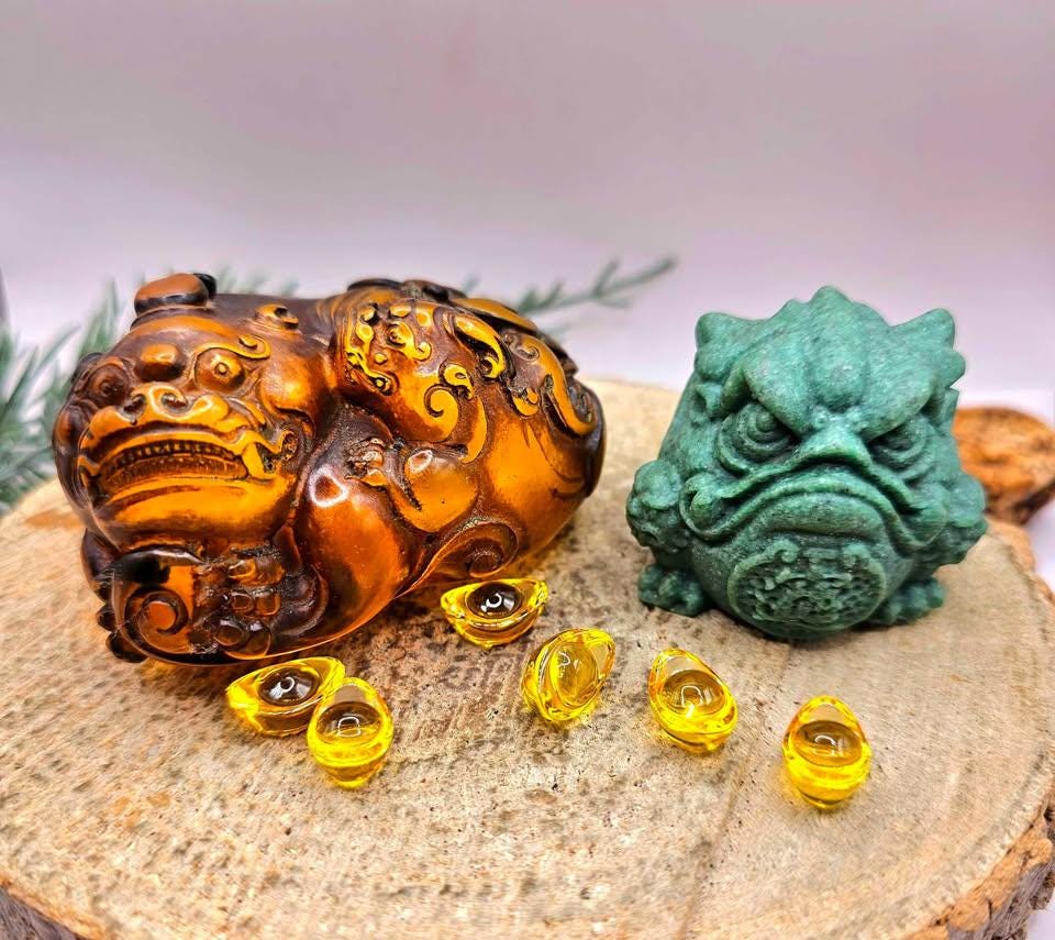 Feng Shui Pi Xiu & Toad Gold Piece Décor Figures