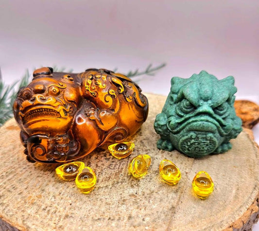 Feng Shui Pi Xiu & Toad Gold Piece Décor Figures