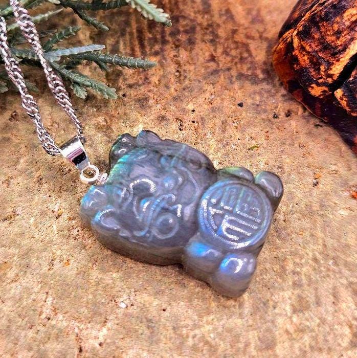 Nature Labradorite Carved Flashy Dragon Baby Blessing Coin Pendant Necklace