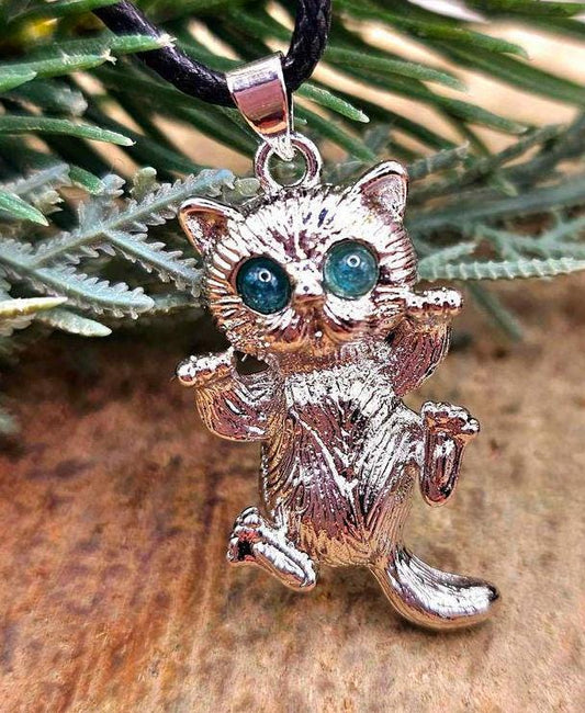 Cute NatureTourmaline Sneaky Cat Pendant Necklace