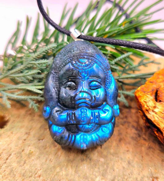 Nature Labradorite Flashy Carved Elephant God Ganesha Blessing Pendant Necklace