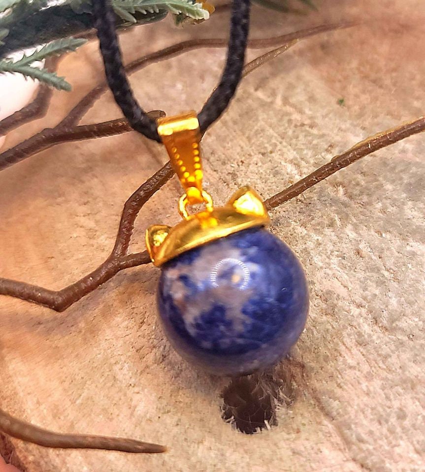 Beautiful Nature Blue Sodalite Sphere With Cat Cab Pendant Necklace