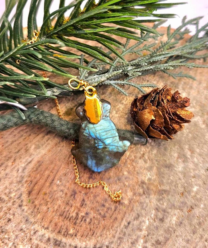 Nature Labradorite Flashy Carved Flying Angel Pendant Necklace