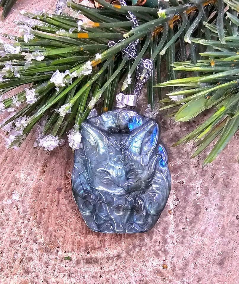Nature Labradorite Carved Flashy Nine Tail Fox Pendant Necklace